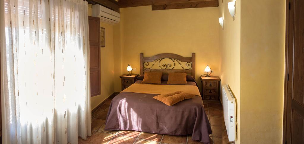 Torres-Torres Cases Rurals El Castell מראה חיצוני תמונה
